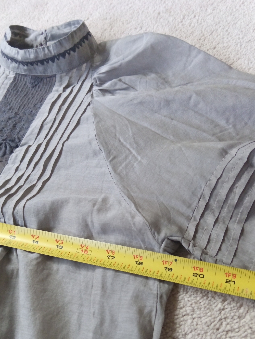 P19 L25" Zara Puff sleeves Silk Blend Embroidery Hi neck Top - oversized - Picture 13 of 16